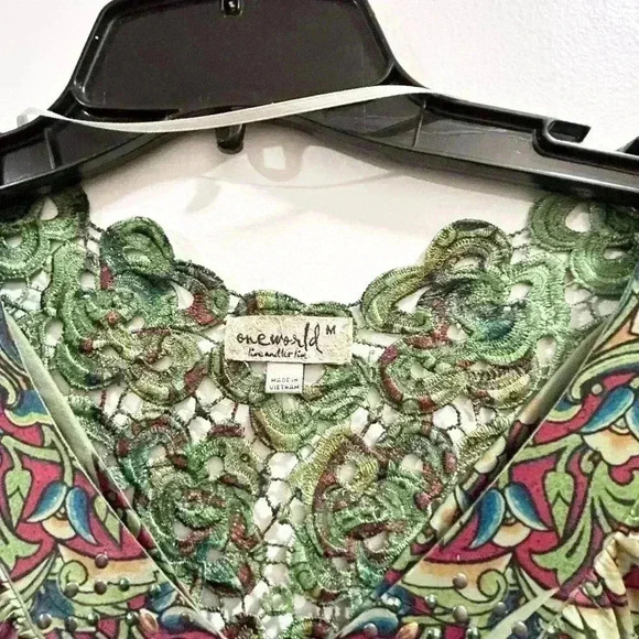 One World long sleeved shirt - Picture 3 of 5